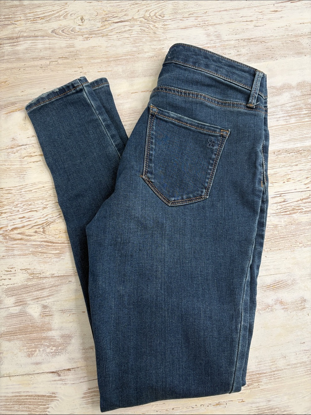 Womenβs Dark Blue Stretch Slim Jeans